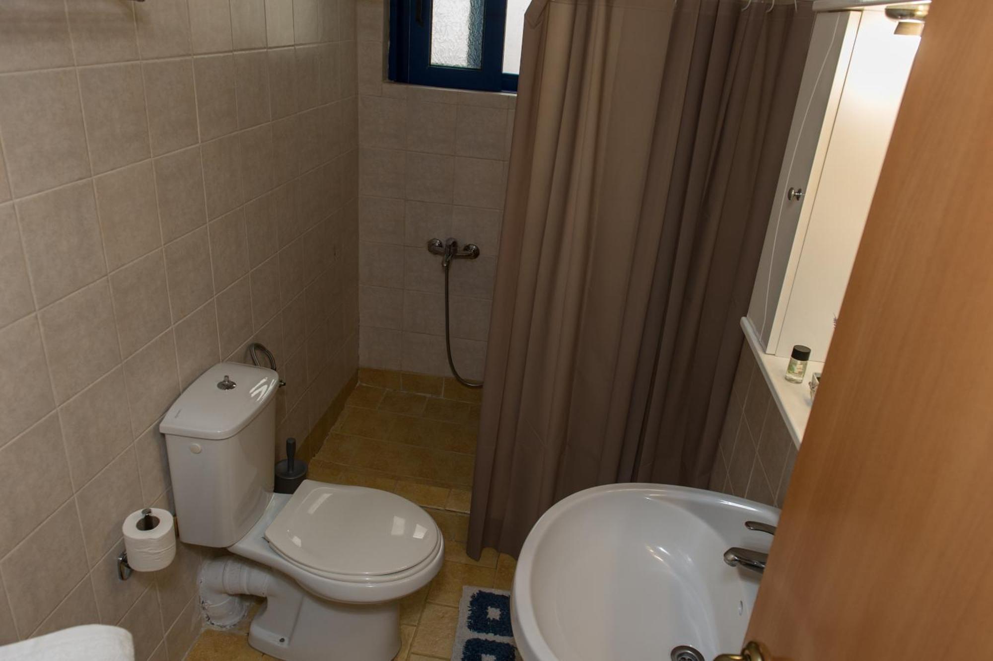 Kamari Blue Apartments กาลามาตา ภายนอก รูปภาพ